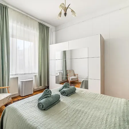 Apartment Next To New York Palace Center 2