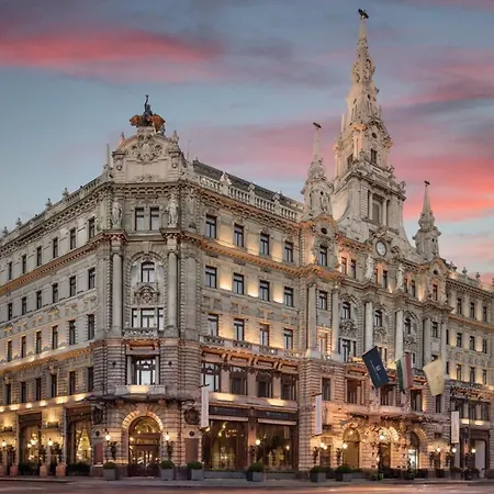 Next To New York Palace Center 2 Lägenhet