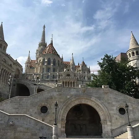 Next To New York Palace Center Apartment, 2bedrooms,2ac,metro 1 Min Lejlighed Budapest