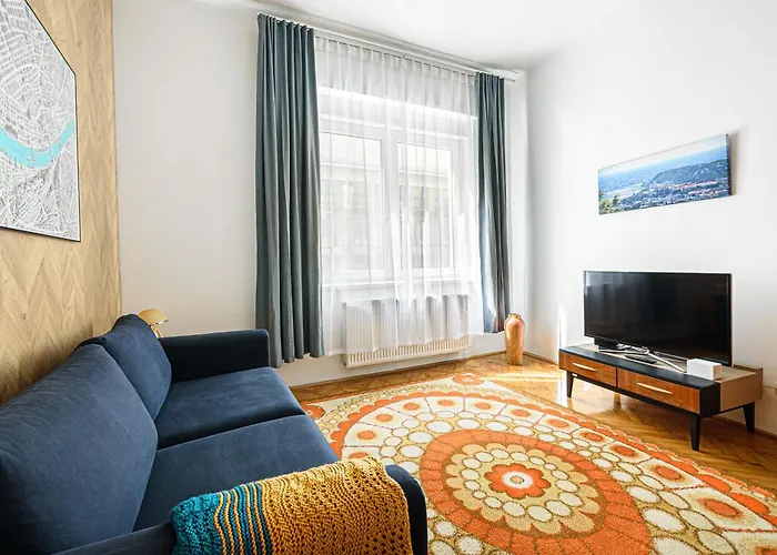 Next To New York Palace Center Apartment, 2bedrooms,2ac,metro 1 Min شقة